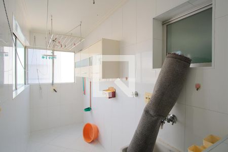 Apartamento à venda com 67m², 3 quartos e 1 vagaÁrea de Serviço