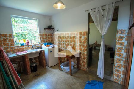 Casa à venda com 250m², 4 quartos e 1 vaga Casa à venda com 250m², 4 quartos e 1 vagaÁrea de Serviço