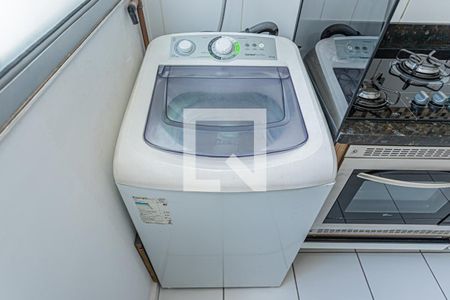 Apartamento para alugar com 43m², 2 quartos e 1 vaga Apartamento para alugar com 43m², 2 quartos e 1 vagaCozinha e Área de Serviço