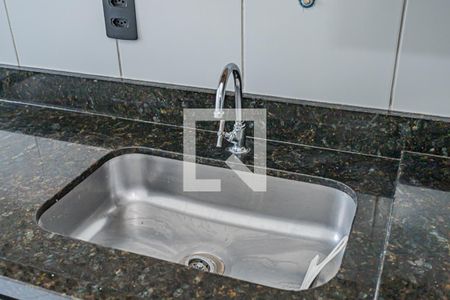 Apartamento para alugar com 43m², 2 quartos e 1 vaga Apartamento para alugar com 43m², 2 quartos e 1 vagaCozinha e Área de Serviço