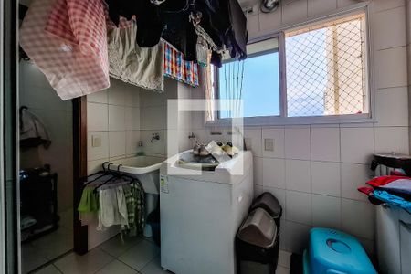 Apartamento à venda com 95m², 3 quartos e 2 vagas Apartamento à venda com 95m², 3 quartos e 2 vagasÁrea de Serviço