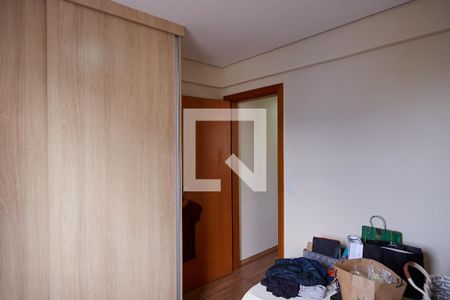 Apartamento à venda com 117m², 3 quartos e 2 vagasQuarto 2