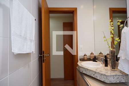 Apartamento à venda com 117m², 3 quartos e 2 vagasBanheiro 