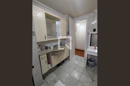 Apartamento à venda com 156m², 3 quartos e 2 vagasBanheiro 1