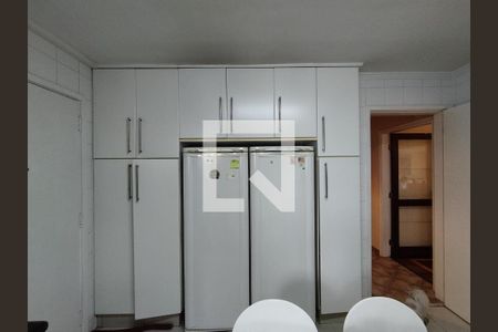 Apartamento à venda com 156m², 3 quartos e 2 vagasCozinha - Armários