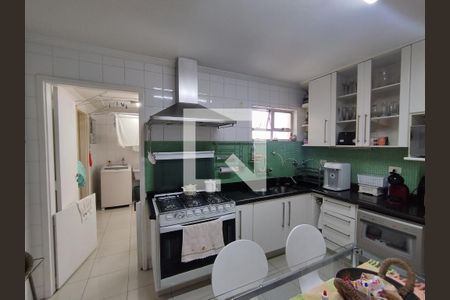 Apartamento à venda com 156m², 3 quartos e 2 vagasCozinha - Torneira