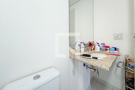 Apartamento à venda com 95m², 2 quartos e 2 vagas Apartamento à venda com 95m², 2 quartos e 2 vagasBanheiro da Suíte 2