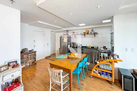 Apartamento à venda com 95m², 2 quartos e 2 vagas Apartamento à venda com 95m², 2 quartos e 2 vagasSala