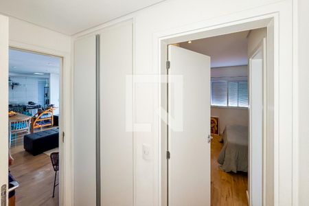 Apartamento à venda com 95m², 2 quartos e 2 vagas Apartamento à venda com 95m², 2 quartos e 2 vagasCorredor