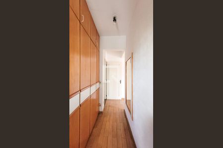 Apartamento para alugar com 260m², 4 quartos e 2 vagasCloset da suíte 1