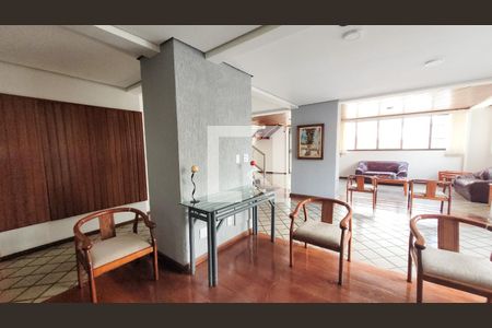 Apartamento para alugar com 260m², 4 quartos e 2 vagasHall social