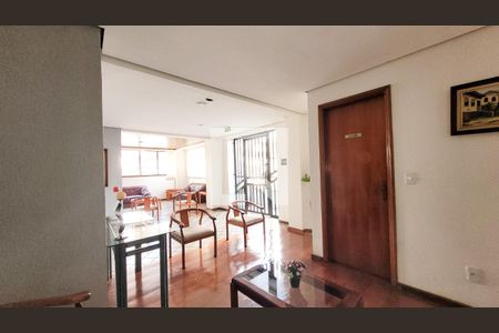 Apartamento para alugar com 260m², 4 quartos e 2 vagasHall social