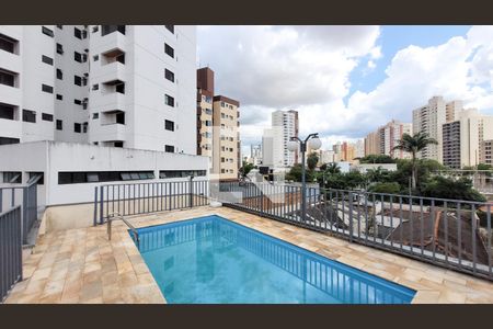 Apartamento para alugar com 260m², 4 quartos e 2 vagasÁrea comum - Piscina