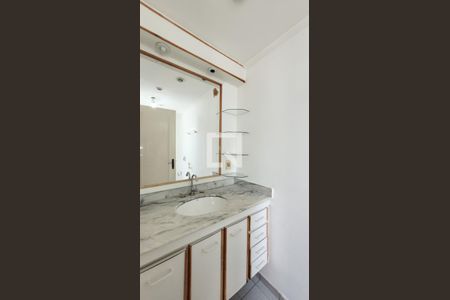 Apartamento para alugar com 260m², 4 quartos e 2 vagasBanheiro da Suíte 1