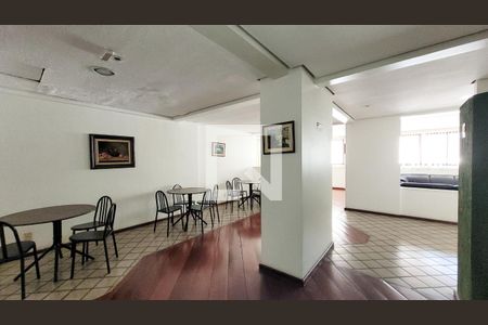 Apartamento para alugar com 260m², 4 quartos e 2 vagasÁrea comum - Salão de festas