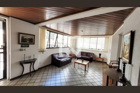 Apartamento para alugar com 260m², 4 quartos e 2 vagasHall social