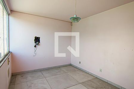 quarto 1 de casa à venda com 2 quartos, 180m² em Taquara, Rio de Janeiro