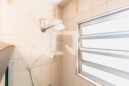 Casa à venda com 179m², 3 quartos e 2 vagasSuite - Banheiro