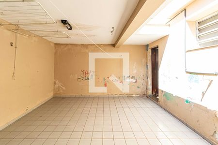 Casa à venda com 179m², 3 quartos e 2 vagasQuintal