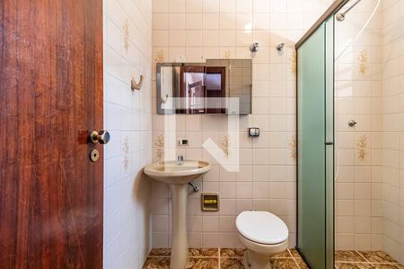 Casa à venda com 179m², 3 quartos e 2 vagasSuite - Banheiro