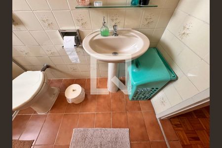 Apartamento à venda com 120m², 3 quartos e 1 vaga Apartamento à venda com 120m², 3 quartos e 1 vagaBanheiro