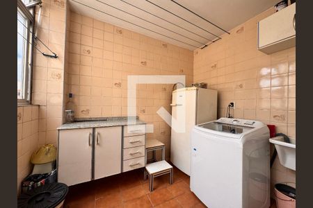 Apartamento à venda com 120m², 3 quartos e 1 vaga Apartamento à venda com 120m², 3 quartos e 1 vagaLavanderia