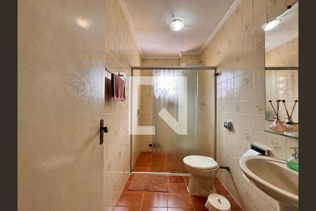 Apartamento à venda com 120m², 3 quartos e 1 vaga Apartamento à venda com 120m², 3 quartos e 1 vagaBanheiro