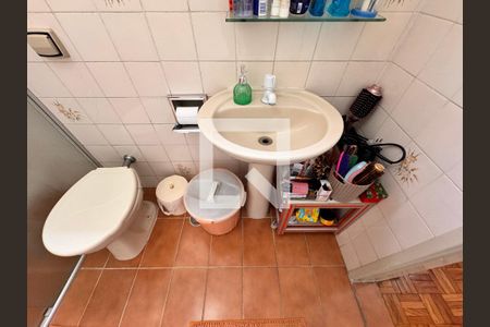 Apartamento à venda com 120m², 3 quartos e 1 vaga Apartamento à venda com 120m², 3 quartos e 1 vagaBanheiro da Suíte 1