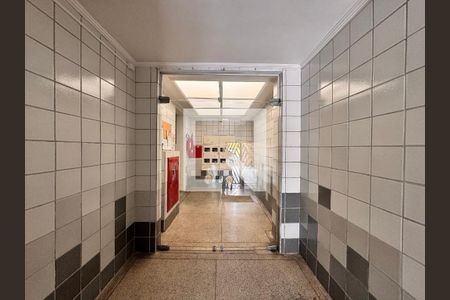 Apartamento à venda com 120m², 3 quartos e 1 vaga Apartamento à venda com 120m², 3 quartos e 1 vagaHall social