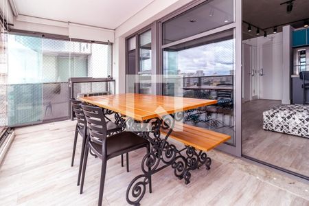 Apartamento à venda com 52m², 1 quarto e 1 vagavaranda