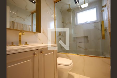 Apartamento à venda com 129m², 3 quartos e 3 vagasBanheiro da Suíte