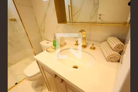 Apartamento à venda com 129m², 3 quartos e 3 vagasBanheiro da Suíte 1