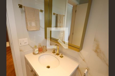 Apartamento à venda com 129m², 3 quartos e 3 vagasBanheiro da Suíte