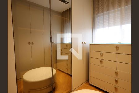 Apartamento à venda com 129m², 3 quartos e 3 vagasCloset da suíte