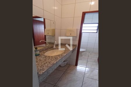 Apartamento para alugar com 150m², 1 quarto e sem vaga Apartamento para alugar com 150m², 1 quarto e sem vagaBanheiro 2