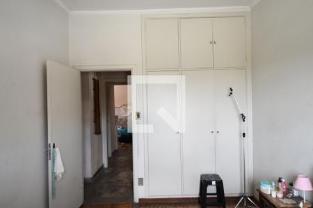 Casa à venda com 182m², 3 quartos e 8 vagasQuarto 1