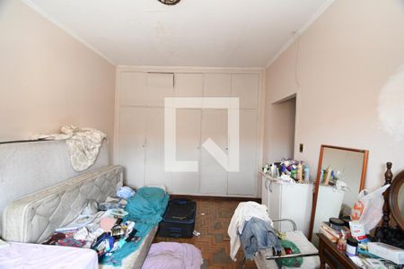 Casa à venda com 182m², 3 quartos e 8 vagasQuarto 3 