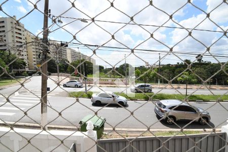 Casa à venda com 182m², 3 quartos e 8 vagasQuarto 1 - Vista