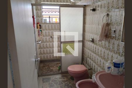 Casa à venda com 182m², 3 quartos e 8 vagas Casa à venda com 182m², 3 quartos e 8 vagasBanheiro 1