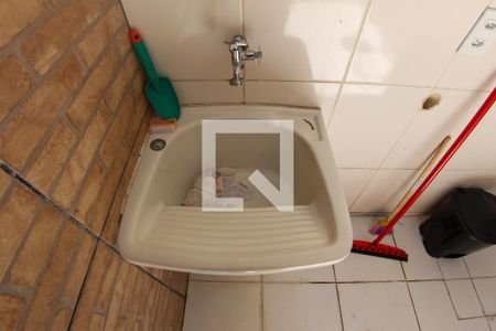 Casa de condomínio à venda com 78m², 2 quartos e 1 vagaÁrea de Serviço