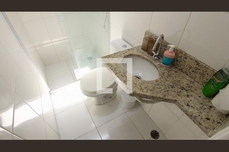 Casa de condomínio à venda com 78m², 2 quartos e 1 vagaBanheiro