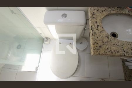 Casa de condomínio à venda com 78m², 2 quartos e 1 vagaBanheiro