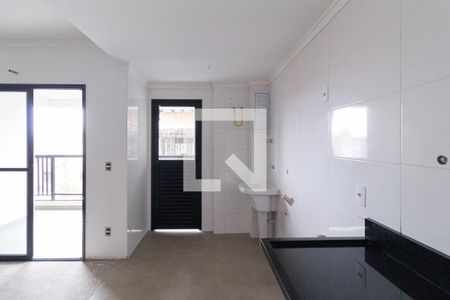 Apartamento à venda com 82m², 2 quartos e 2 vagasCozinha e área de serviço