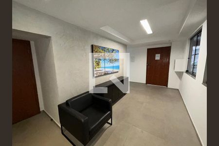 Apartamento à venda com 80m², 2 quartos e 1 vagaHall de entrada