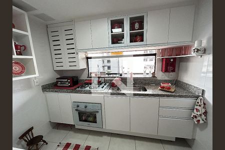 Apartamento à venda com 80m², 2 quartos e 1 vagaCozinha