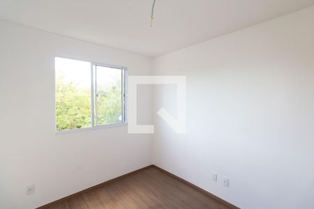 Quarto 1 de apartamento para alugar com 2 quartos, 43m² em Campo Grande, Rio de Janeiro
