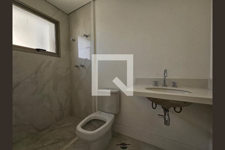 Apartamento à venda com 107m², 2 quartos e 2 vagasBanheiro da Suíte 1