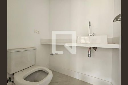 Apartamento à venda com 107m², 2 quartos e 2 vagasLavabo