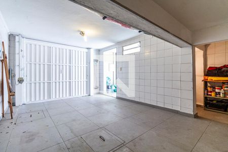 Casa à venda com 350m², 5 quartos e 3 vagas Casa à venda com 350m², 5 quartos e 3 vagasGaragem