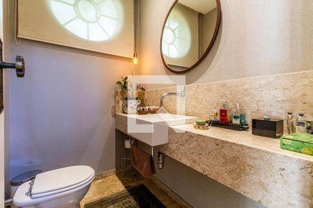 Casa à venda com 350m², 5 quartos e 3 vagas Casa à venda com 350m², 5 quartos e 3 vagasLavabo